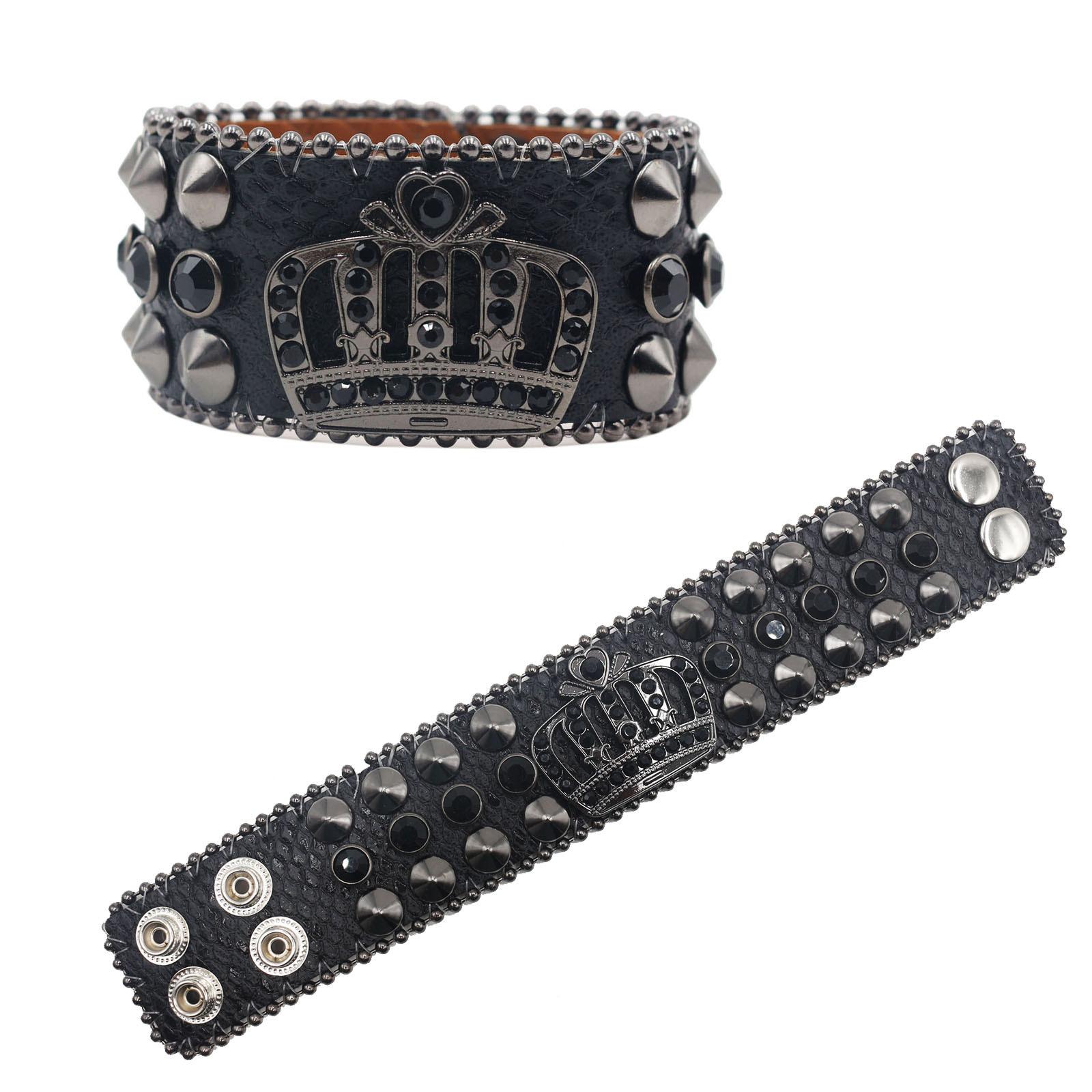 

Американский оригинальный браслет со стразами и заклепками Y2K Crown Декоративные панк-готические украшения для индивидуальности чёрный