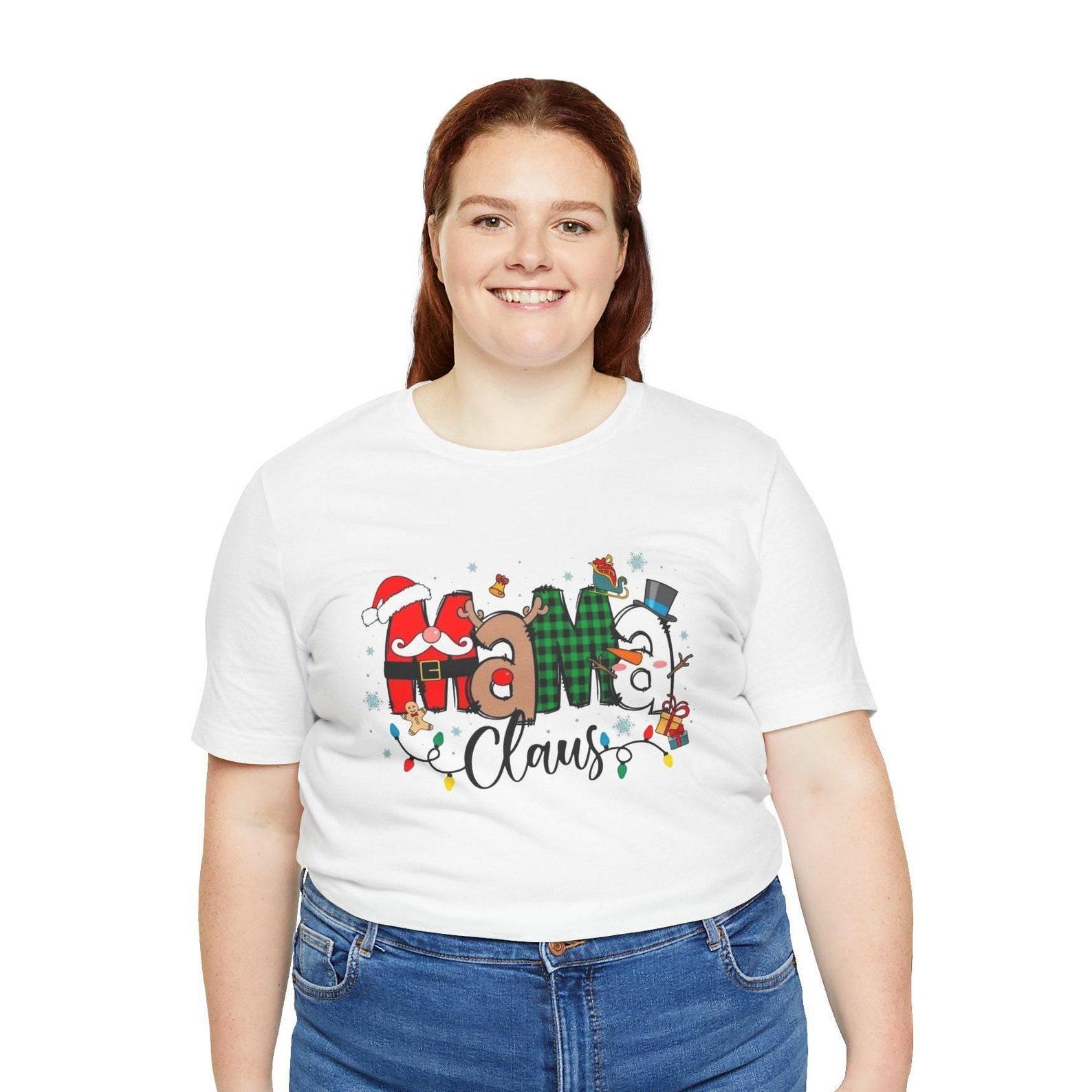 Mama Claus Christmas T-Shirt: Festive Holiday Tee 4XL