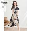 Women's V-Neck Short Sleeve Mid-Length Printed Dress