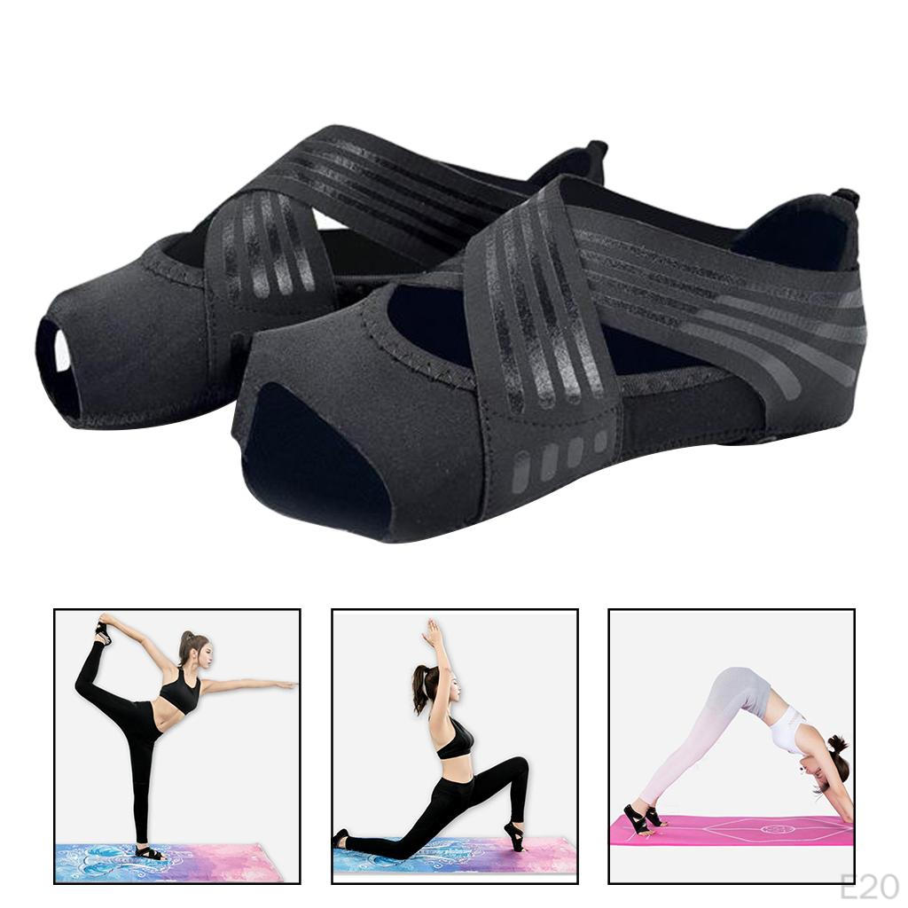 1 Pair Non Women Yoga Shoes Pilates Grip Socks for Physical Activities, Exposed Half Toes