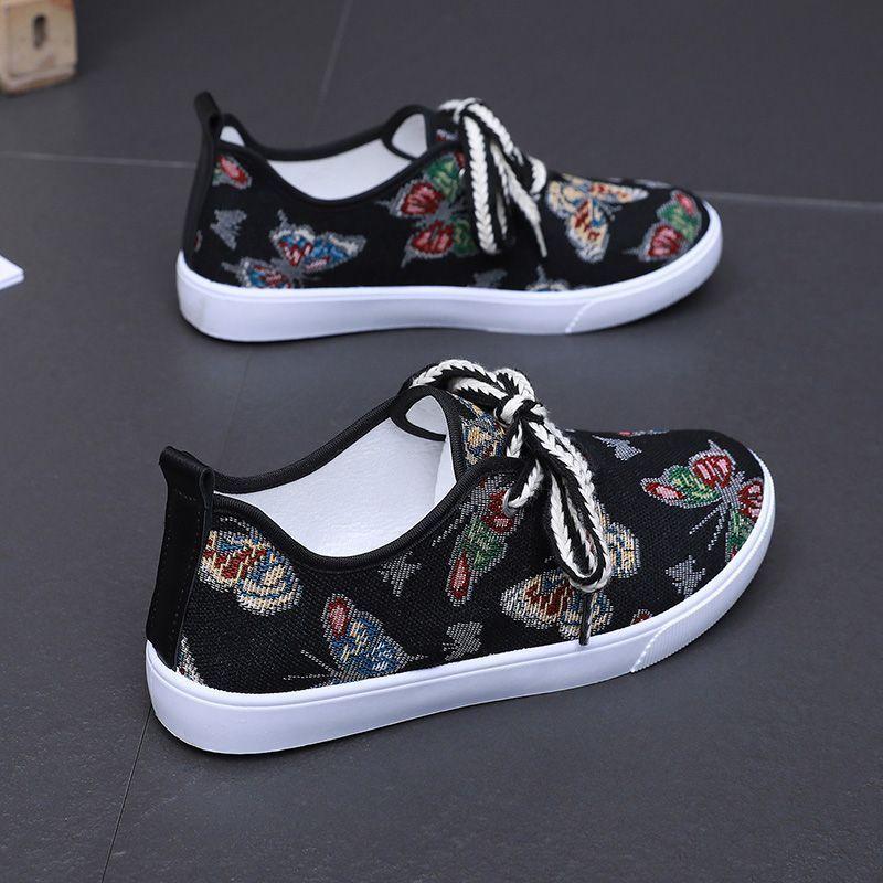 Women's Breathable and Fashionable Cloth Shoes for Summer Students Casual Sports Board Shoes for Women