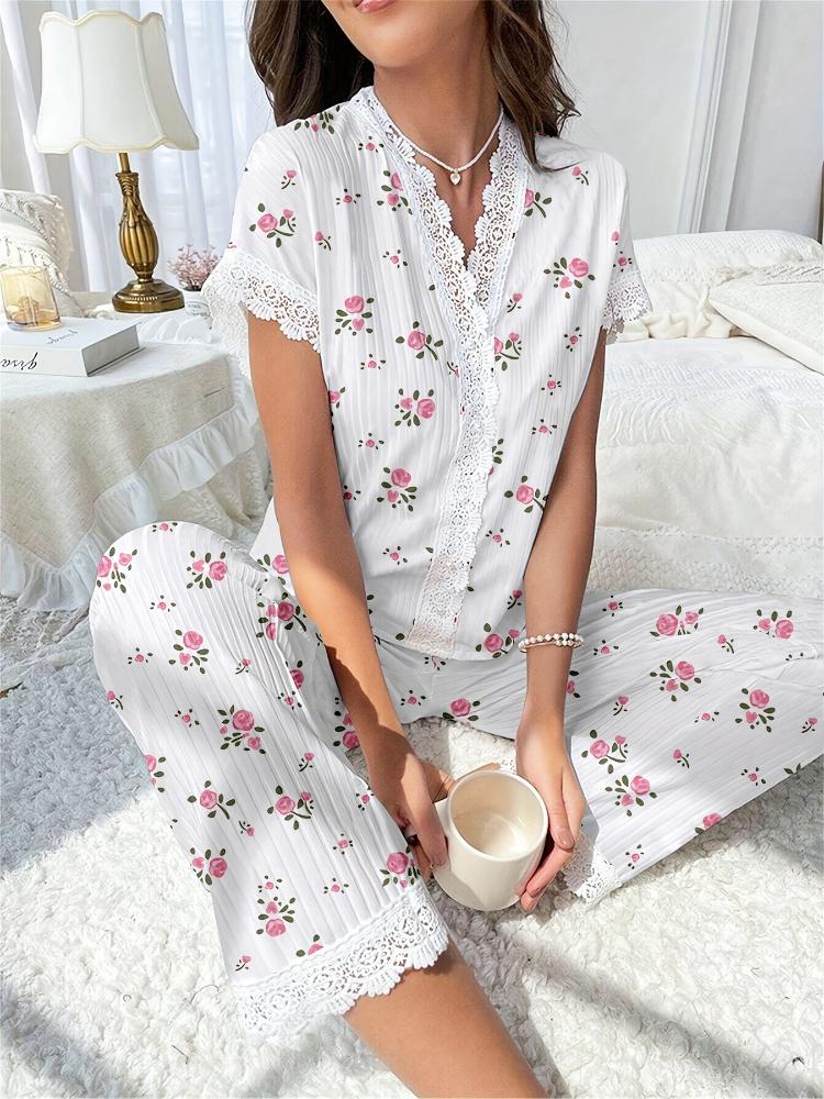 Ladies' Home Wear, Cherry Print Water-soluble Embroidered Edge Short-sleeved and Long Pants Pajama Set, Suitable for Women To Wear Pajamas Outside