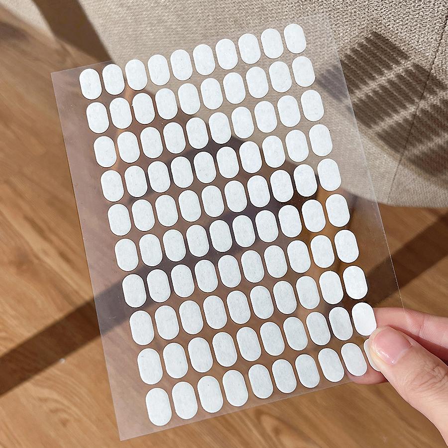 100Pcs Double-Sided Tape for Nail Art Stands Practice Base Fixing, No-Trace Jelly Tape for Wearable Press-On Nails and Display Cards