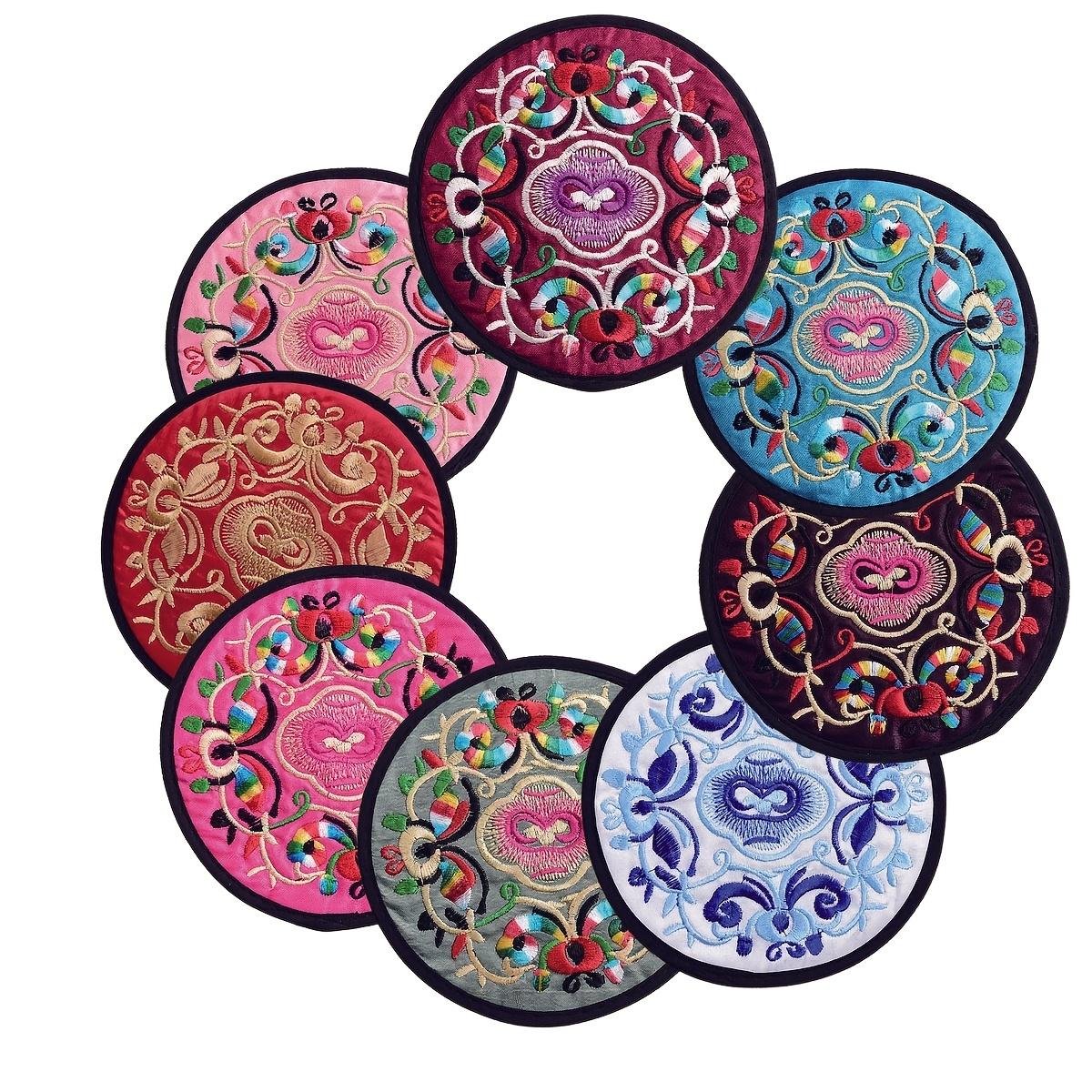 

Китайский стиль Креативная машинная вышивка Круглая тканевая подставка под стакан Теплоизоляция Антиожоговая Водонепроницаемая Mixed light colors 8pcs