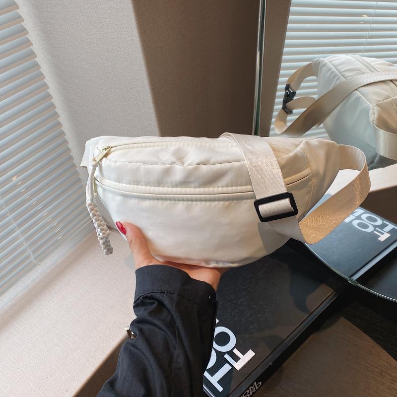 

Textured messenger bag Versatile canvas women s bag New multi-functional breast bag Student sports fanny pack Mobile phone bag белый