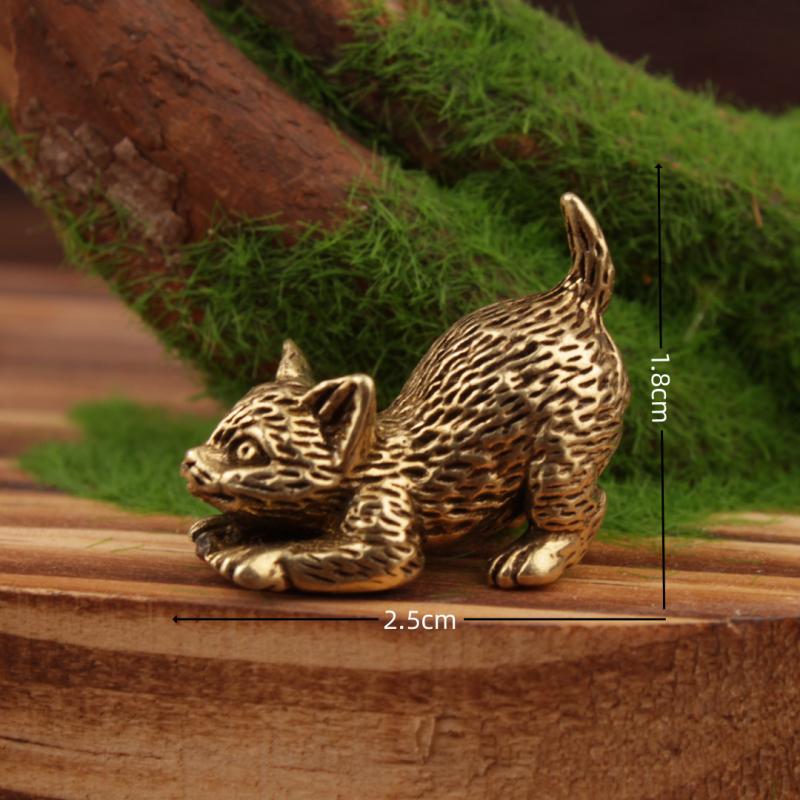 1 Piece Animal Pussycat Figurines Brass Cute Cat Pocket Statue Vintage Small Tea Pet Ornament Miniatures Desk Decoration