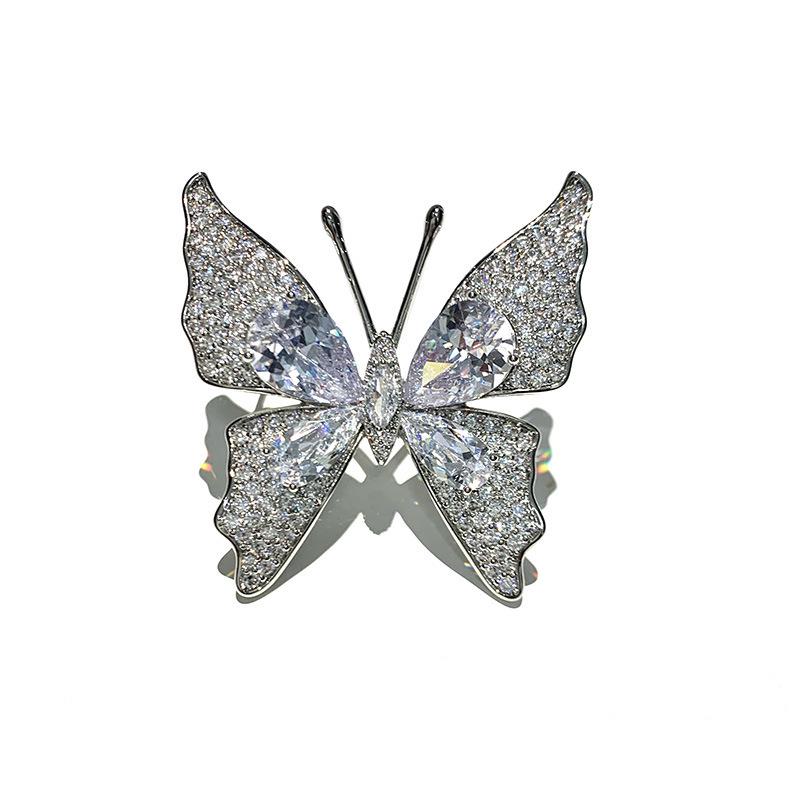 Elegant Copper Zirconia Butterfly Brooch: Luxury Coat Accessory with High-Quality Finish