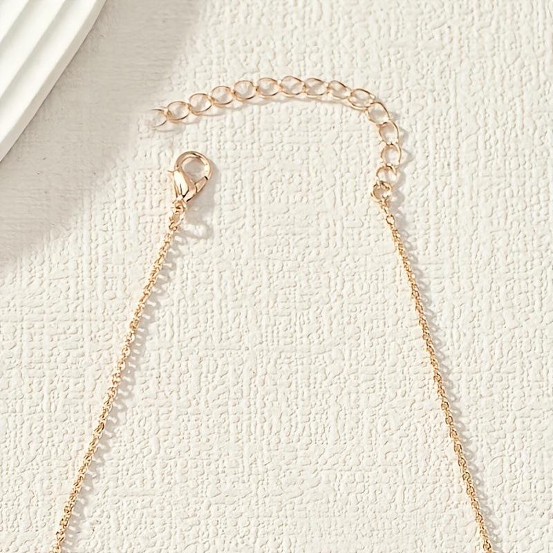 A Metal Rose Gold Rhinestone Unicorn Pendant Necklace Niche Temperament Diamond-set Design Light Luxury Style