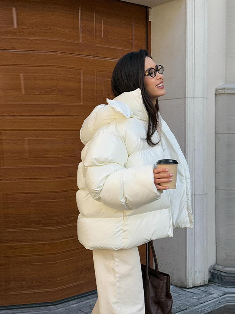 Dámská péřová bunda z lakované látky s odnímatelnou kapucí Dámská hřejivá, jednoduchá a módní zimní bunda 2025