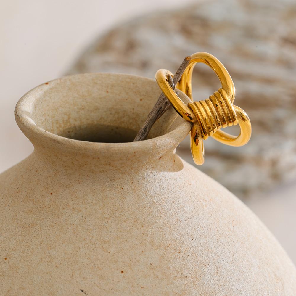 Eetit Size 678 New Stainless Steel Knot Golden Ring Rust Proof Metal 18K PVD Plated Distinctive Finger Jewelry for Women