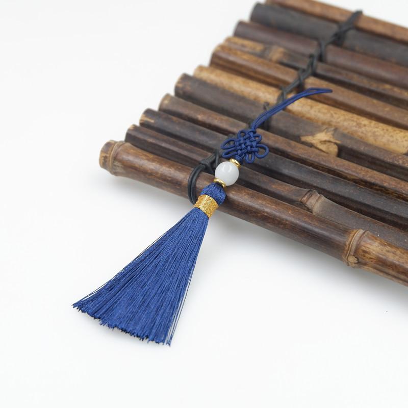 Handgefertigtes fein gewebtes kleines chinesisches geknotetes Fransenohr, hochwertiges Lesezeichen, U-Disk-Kamm, Handyhülle, hängender Ohranhänger.