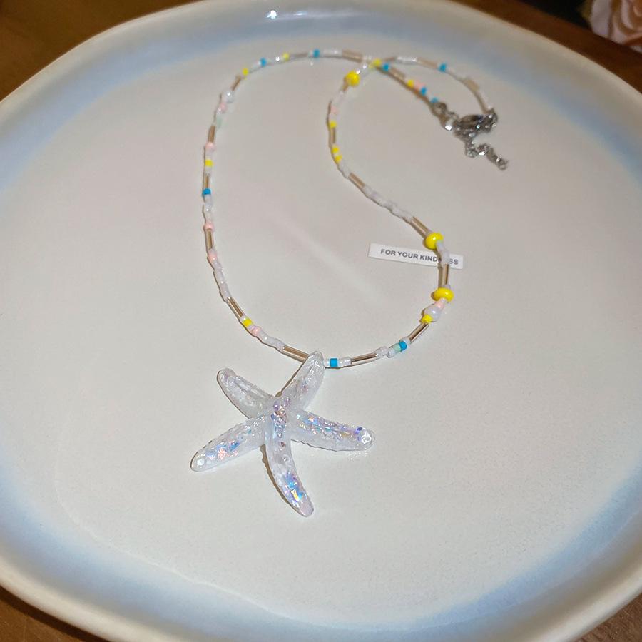 Stylish Beaded Shell Starfish Necklace for Women - Chic Clavicle Chain with Unique Design