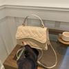 Niche Design High-value Diamond Style Bag Women's 2025 New Trendy Fashion Versatile Woven Pattern Small Square Bag