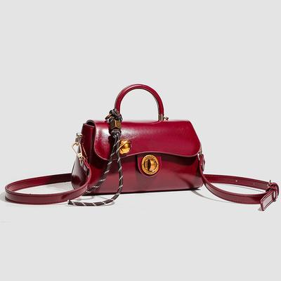 Red Portable Small Square Bag Women's New Autumn and Winter Light Luxury Niche High-end Commuting