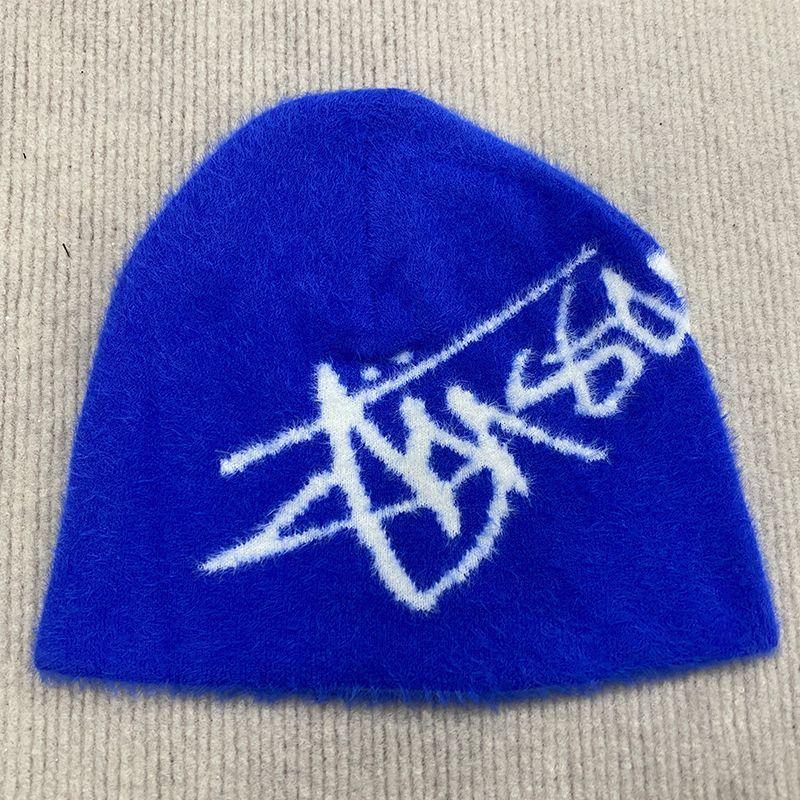 Y2K Plüsch charakteristische modische Strickmütze