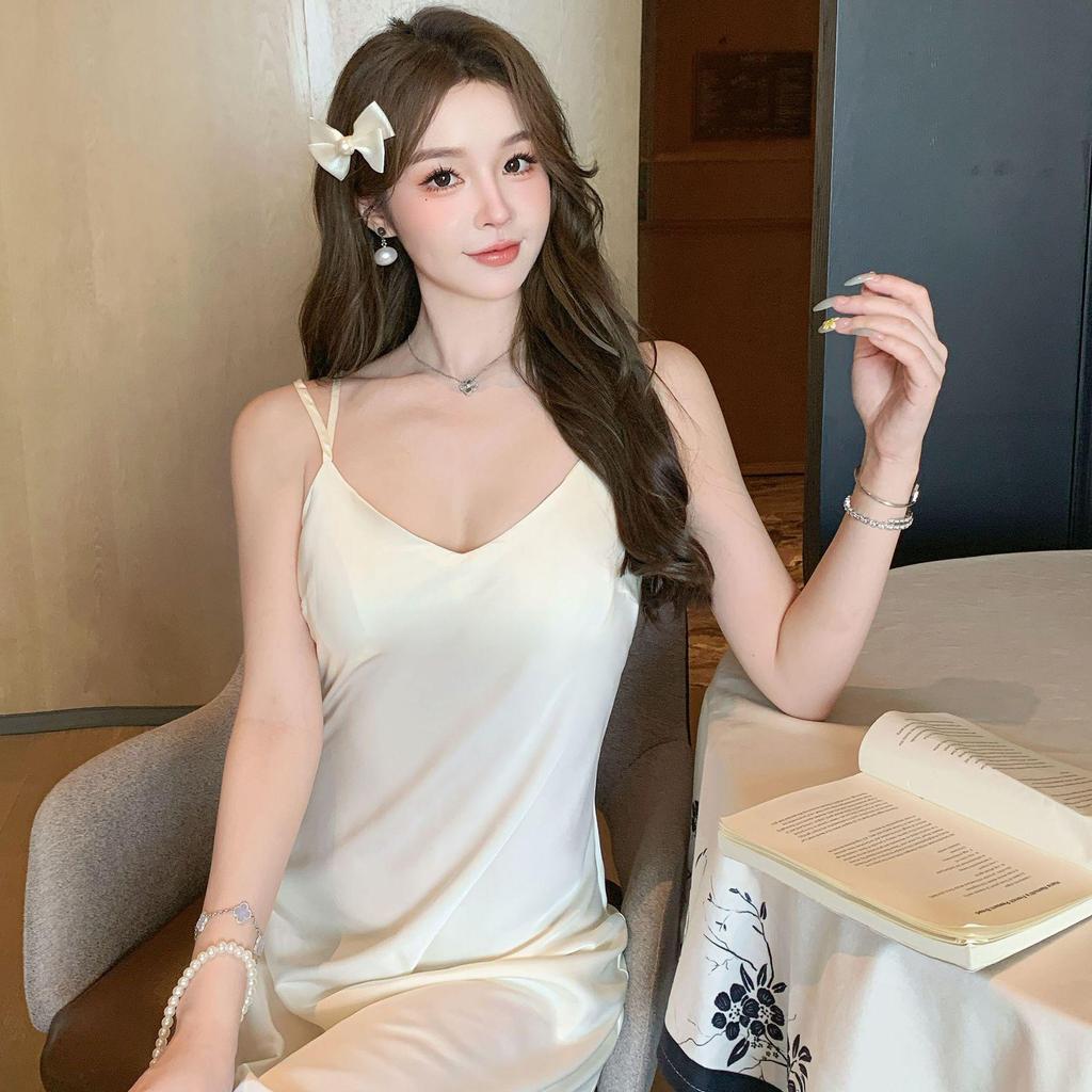 Elegant French Silk Backless Camisole Nightgown
