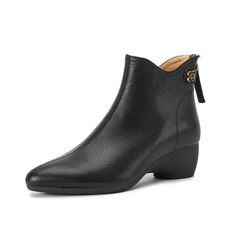 

French retro fashion small short boots women s spring and autumn single boots pointed heel and bare boots soft leather comfortable medium heel sin 40