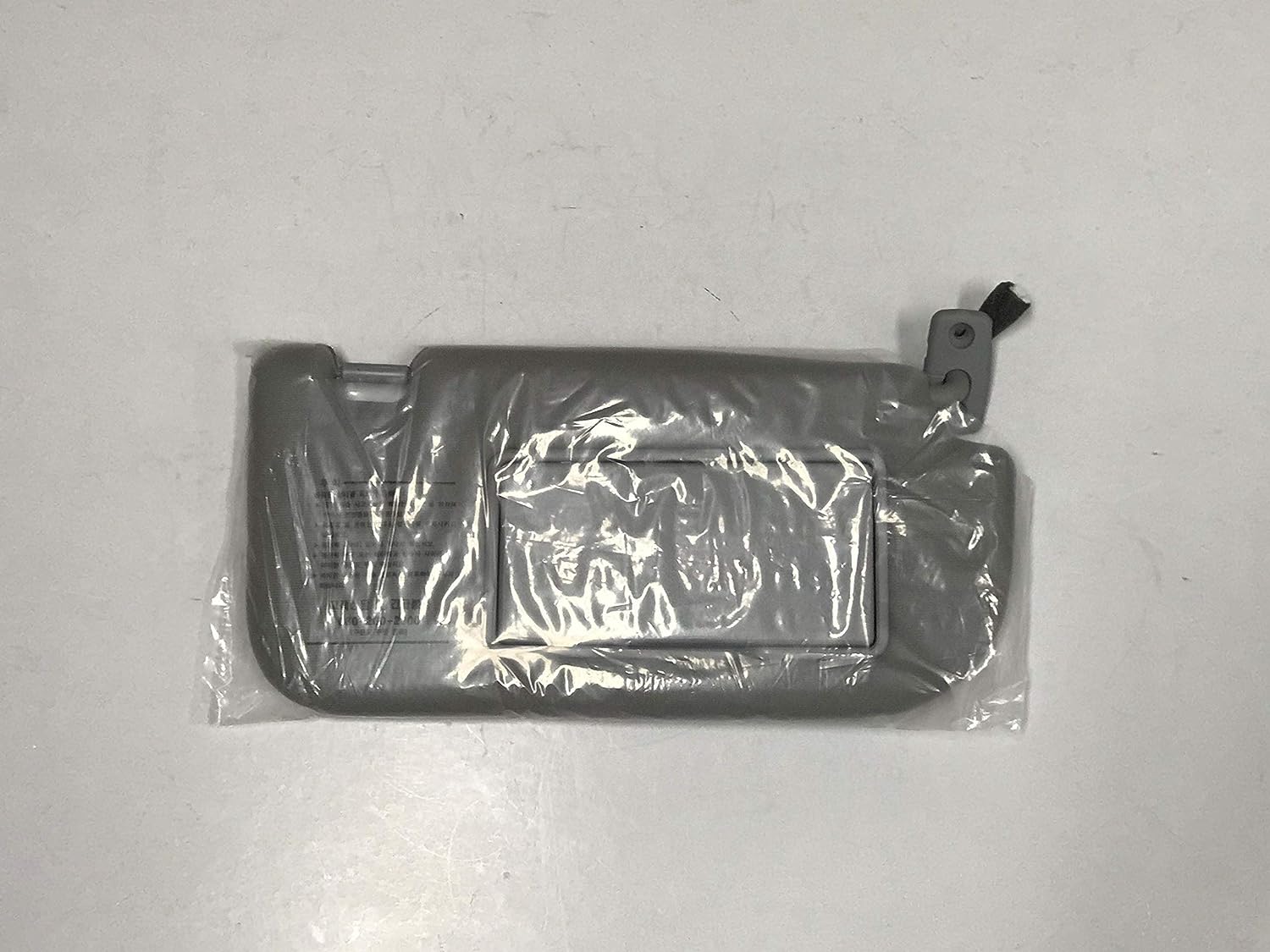 

Оригинальный OEM 85201-1F210-LX Солнцезащитный козырек, правый / 852011F210LX для Kia Sportage 04-06