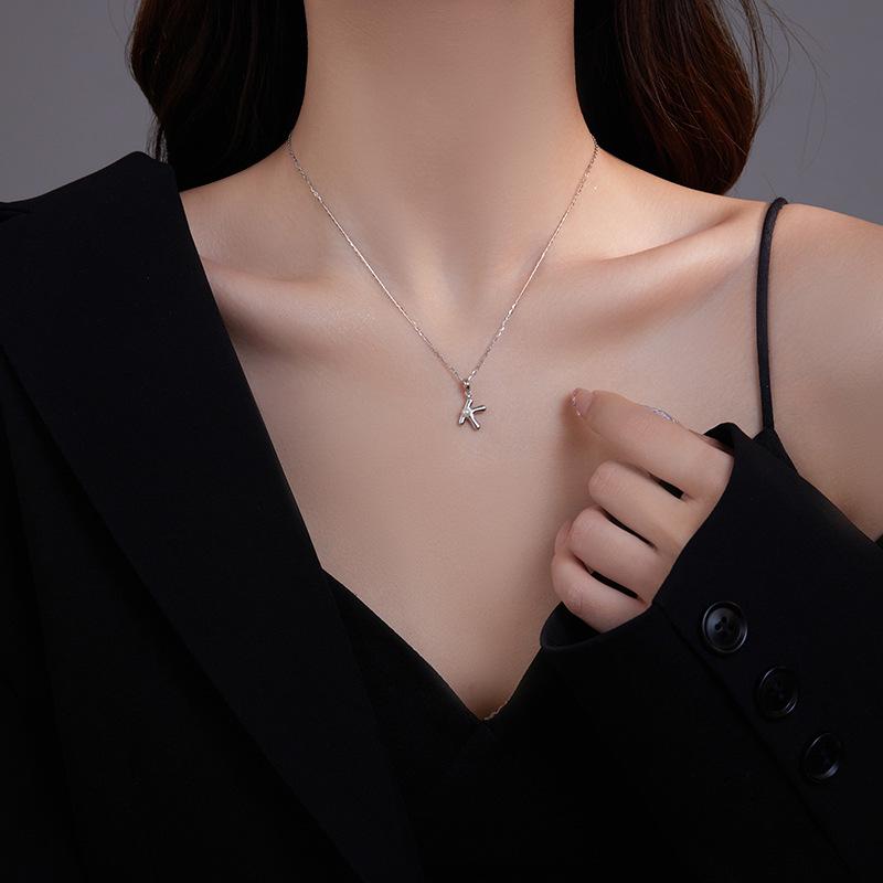 Banyan Tree S925 Silver Alphabet Pendant Necklace - Minimalist Clavicle Chain for Women, Fashionable and Versatile.