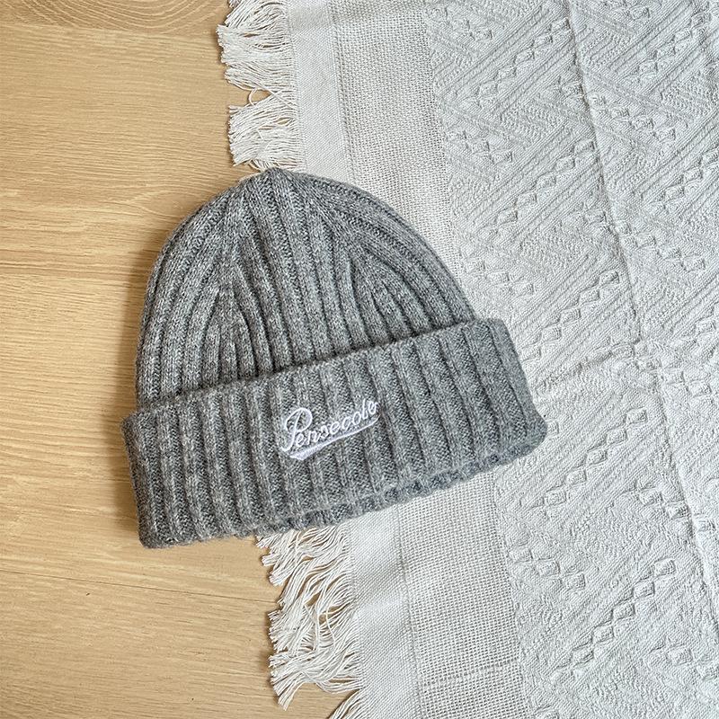 

Letter Embroidered Knitted Hat Autumn and Winter Warm Solid Color Woolen Hat Big Head Circumference Showing Face Small Woolen Hat One Size