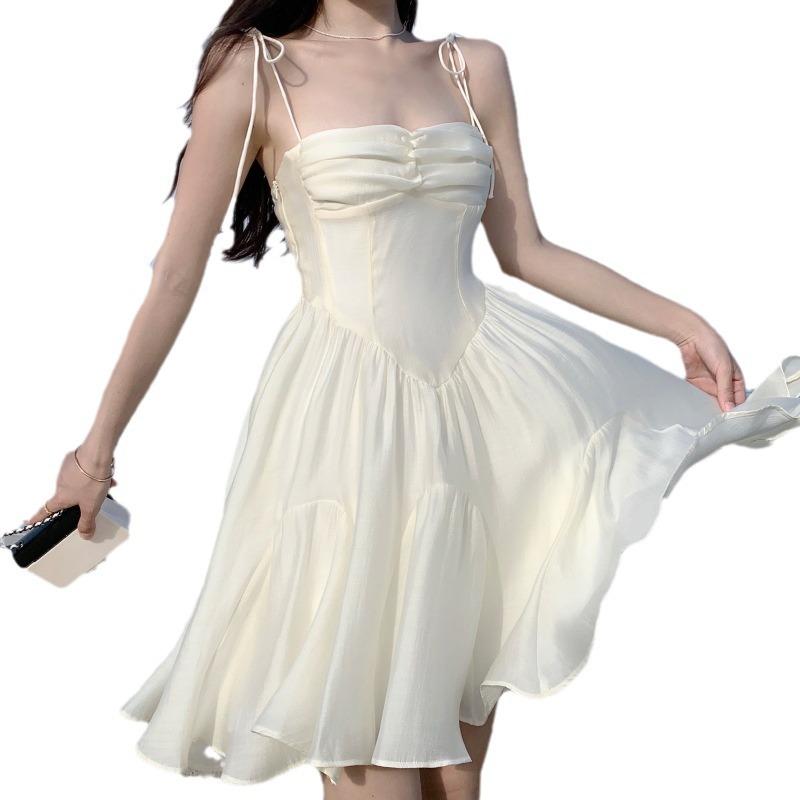 Vietnamese niche suspender dress design sense temperament thin tube top skirt seaside pure desire gentle skirt