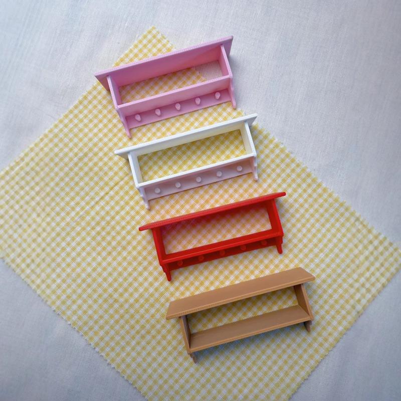 Estante de pared para casa de muñecas de 12 puntos Estante de plástico Lindo accesorio de caja ciega Ob11 Accesorio de fotografía de escena en miniatura