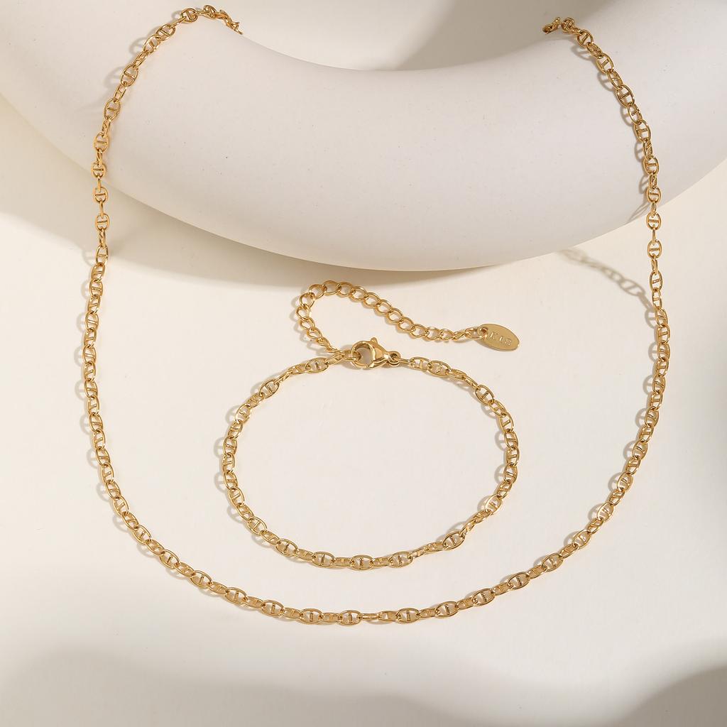 Stainless Steel Japanese Chain Bracelet 18K Gold Ladies