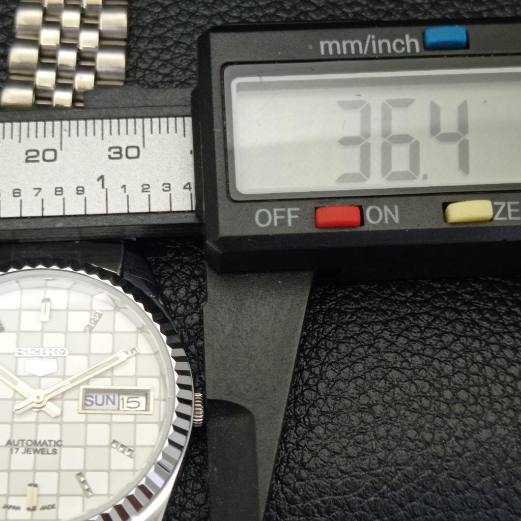 REFURBISHED SEIKO 5 AUTOMATIC MENS WATCH JAPAN MADE WHITE DIAL CUSTOM A440032-2 QV90-a440032