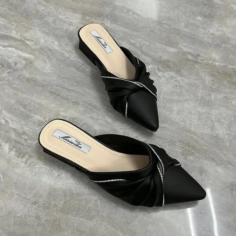 Low Heel Woman Slippers Outside Sandals Non Slip Pvc Korea Style Slides Designer Luxury Slip-resistant 2025 New Shoes for Women