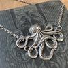 Persönlichkeit Mode Geist Oktopus Kreisförmiges Kreuz Anhänger Halskette für Damen Herren Hip-hop Rock Halskette Schmuckzubehör Geschenk