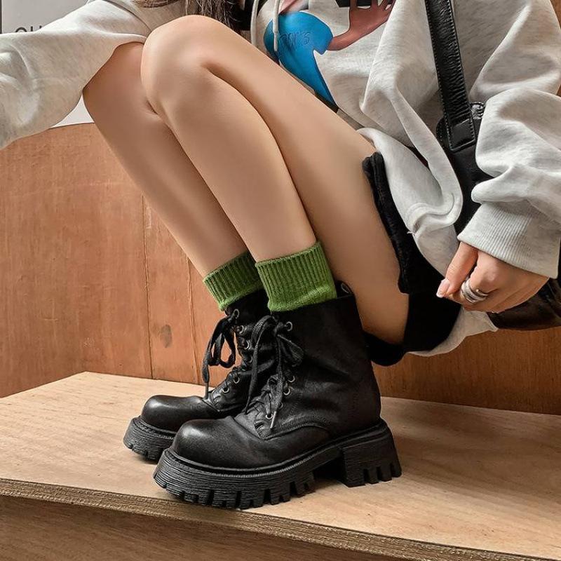 Autumn and winter women's leather boots solid color leather large size women's boots side zipper thick-soled non-slip Martin boots cowhide low boots