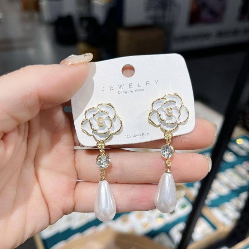 Elegant Long Pearl Earrings Women's Tea Flower Super Fairy Tale Style Jewelry Accessories Perfect Gift