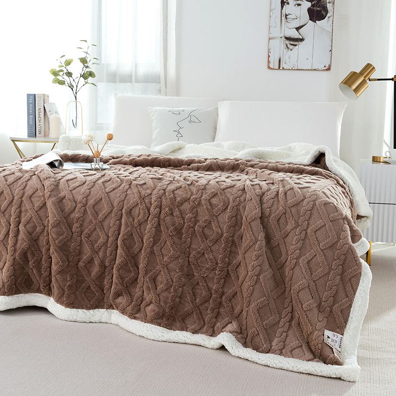 Double-layer Thickened Lambskin Jacquard Tuff Fleece Blanket for Office Nap - Solid Color AB Version.