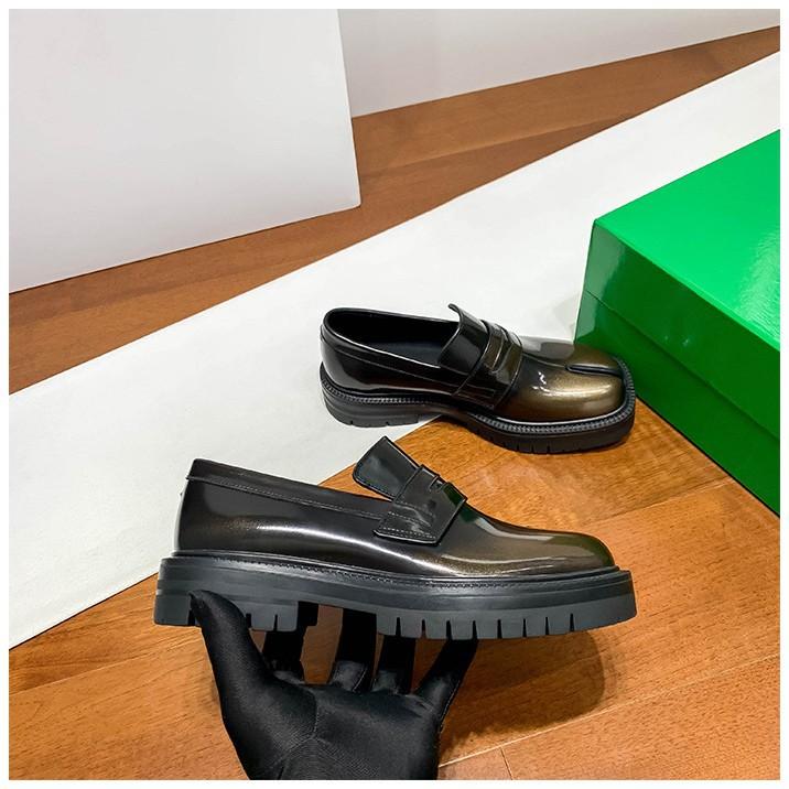 Top Version Mm6 Split-toed Shoes Women's Pig's Trotters Platform Loafers Genuine Leather Derby Lace-up Niche Trendy Shoes Bright Leather Small Leathe