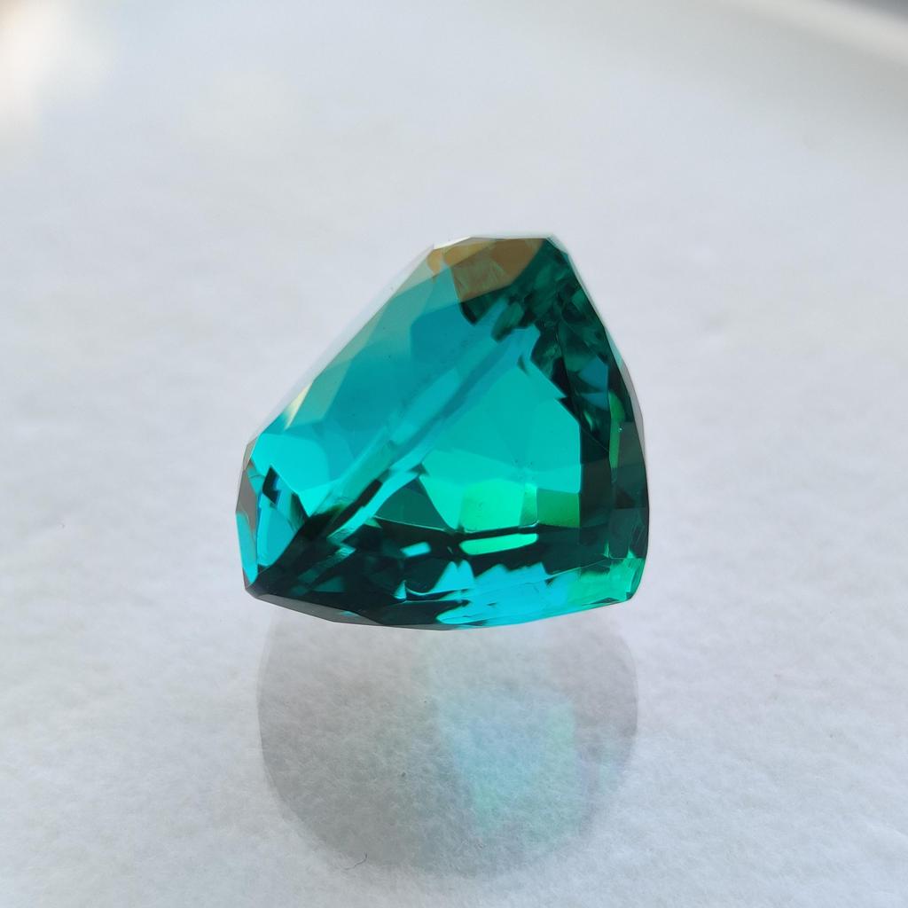 Amazing Pear Oval Cut Natural Glass Stone, Loose Stone, 23.35 Carat, 18 MM Size Pear Stone.