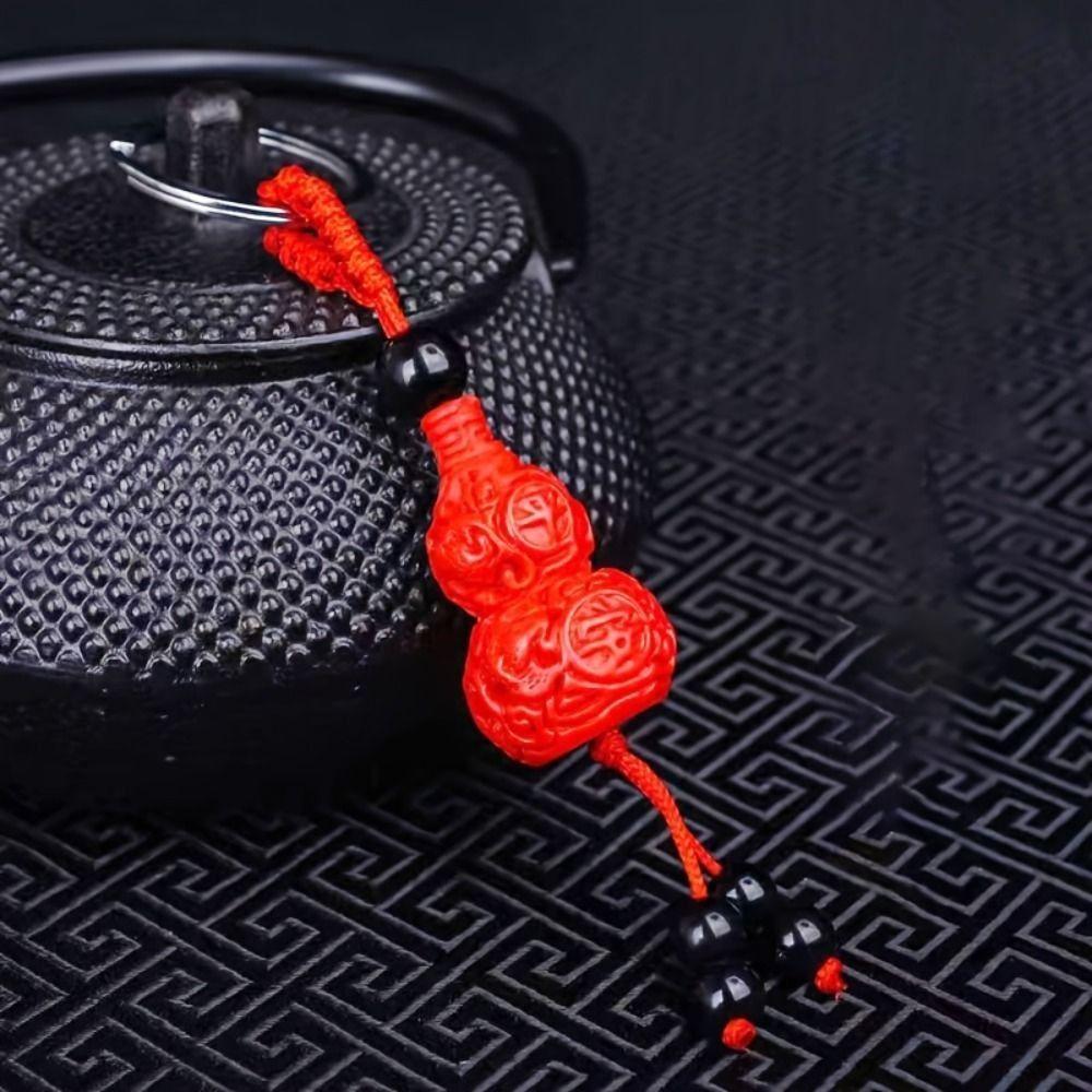 

Chinese Style Vermilion Gourd Keychain Retro Good Luck Pendant Carry Around красный