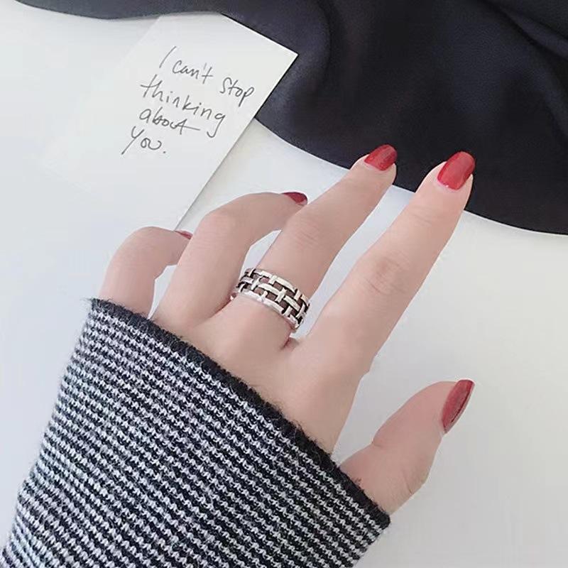 Korean Style Distressed Hollow Interwoven Mesh Ring, Feminine, Simple and Fashionable Open Ring Jewelry