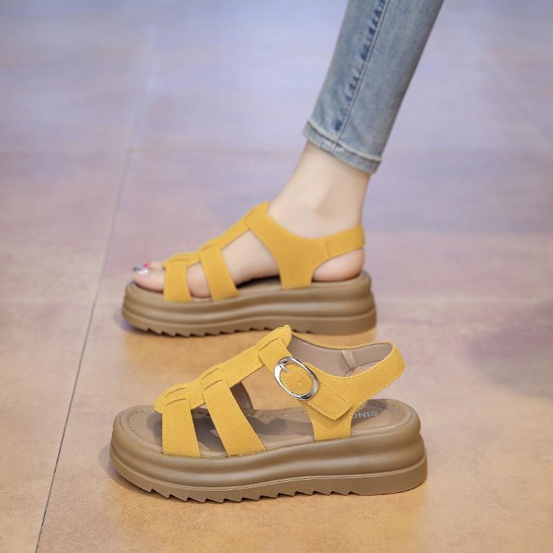 Walking Is Easy and Not Tiring, and Boken Cool Slippers Are Women's Non-slip Summer New Shoes.