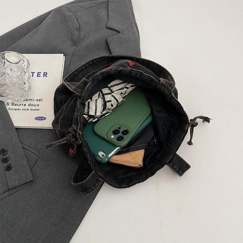 Yogodlns Women's Vintage Floral Denim Bucket Shoulder Bag Casual Embroidered Large Capacity Handbag with Polyester Lining