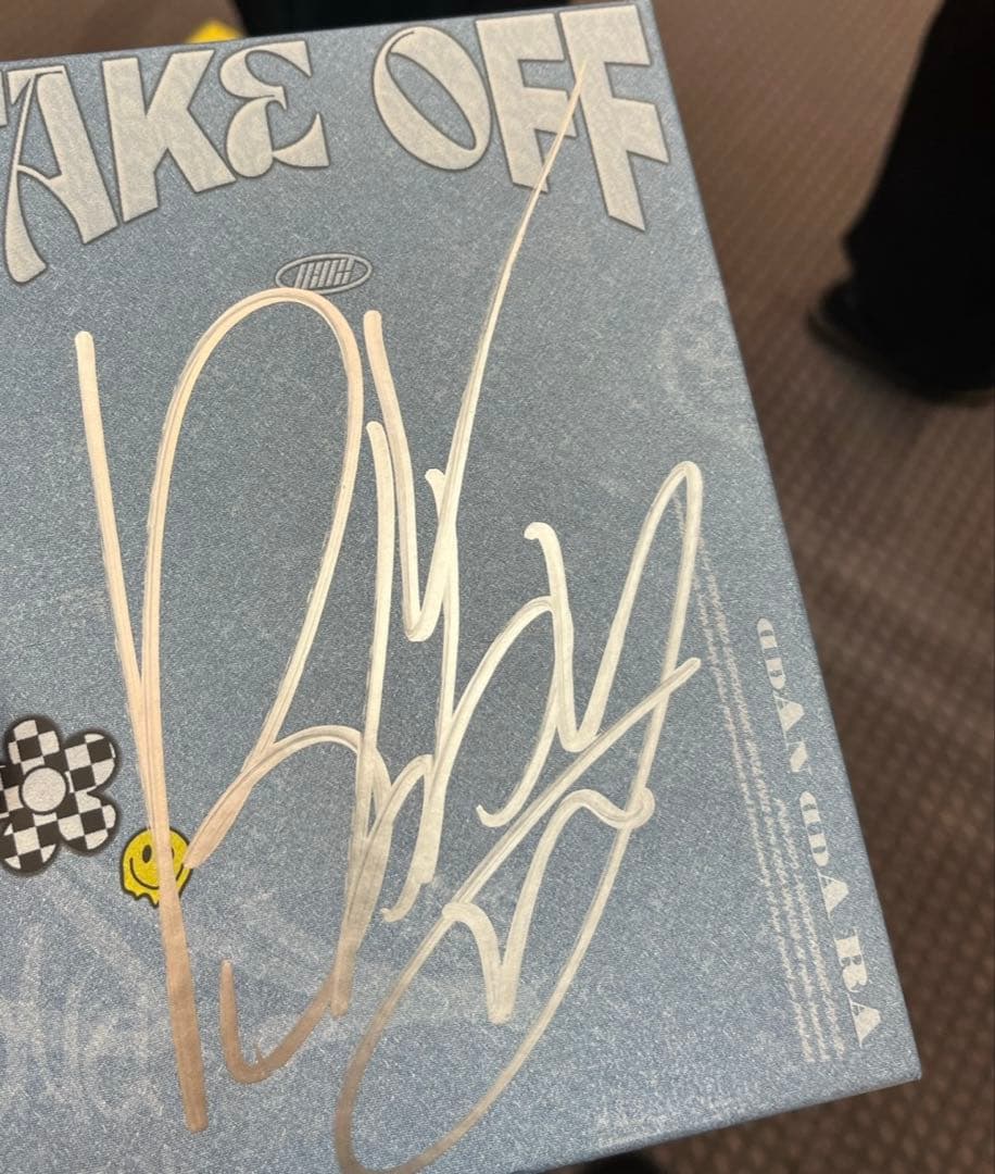 

[USED] BOBBY Kim Ji-won iKON Babi Autographed Album TAKE OFF
