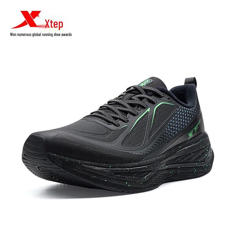 XTEP Men's Thick-Soled Cushioned Fleece-Lined Sports Shoes