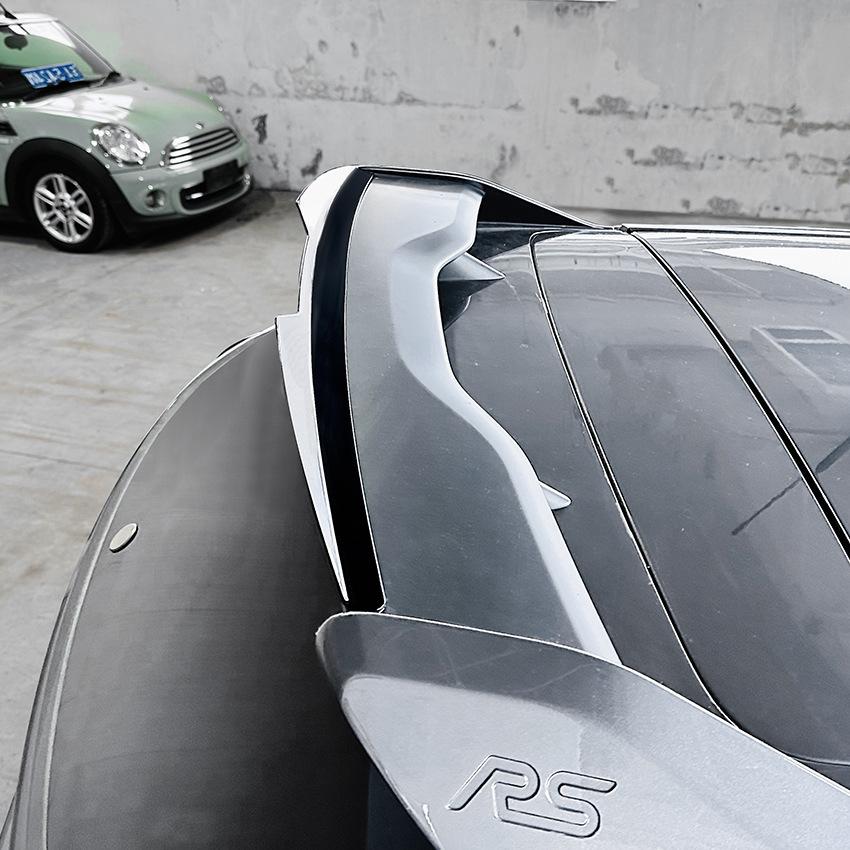 Rear Roof Spoiler Wing For Ford Focus MK3 RS 2011-2018 Car Rear Roof Trunk Spoiler Lip Trim Glossy black/Carbon Fiber Look
