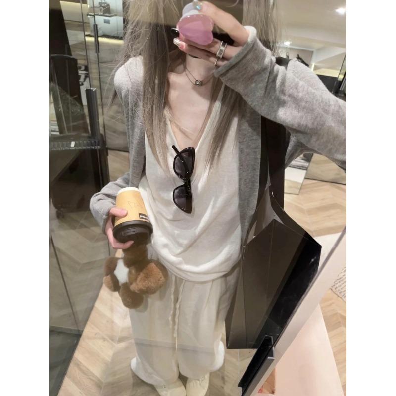 Gentle knitted short coat women's spring and autumn new long-sleeved lazy casual top gray cardigan