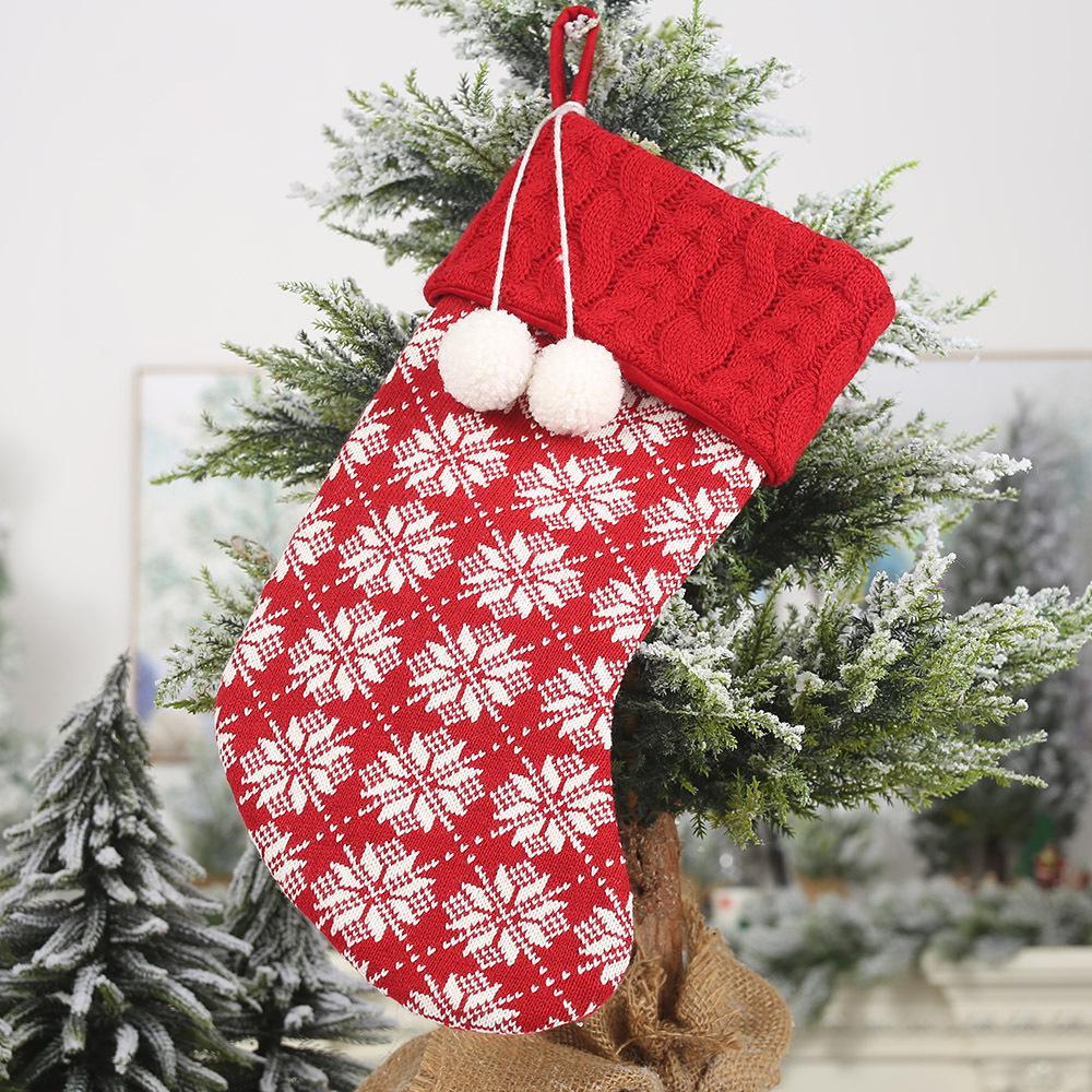 Neue Weihnachtsdekorationen Wollsocken rot und weiß Elch Geschenktüte Kindergeschenktüte gestrickte Weihnachtssocken