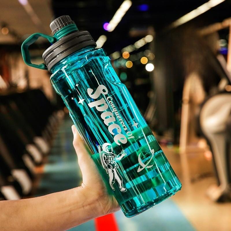 

Space Cup 2000ml Plastic Sports Water Bottle With High Temperature Resistance For Adults 1100ml зелёный