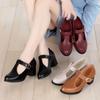 2025 yaz yumuşak deri kaymaz orta topuk T tokalı deri ayakkabılar yüksek topuk yuvarlak burun kalın topuk orta yaşlı anne tek ayakkabısı kadın