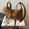 Underarm Bag Women's 2025 New Trendy Autumn and Winter Niche Leopard Print Shoulder Bag Suede Commuter Messenger Dumpling Bag