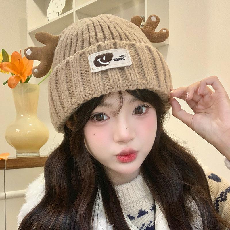 Women's Winter Knitted Hat with Cute Cartoon Christmas Reindeer Antlers, Ear Protection, Fleece Lining, Thickened for Cold Protection