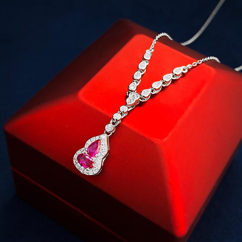 New S925 Silver Gourd Women s Pendant Necklace Fashionable, Light Luxury, Exquisite, High Quality Wedding Jewelry