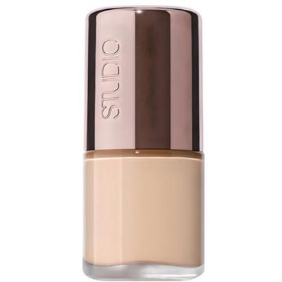A0572 Studio Glow Foundation 10ml